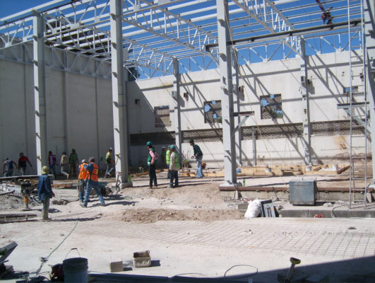 Naves y estructuras Industriales